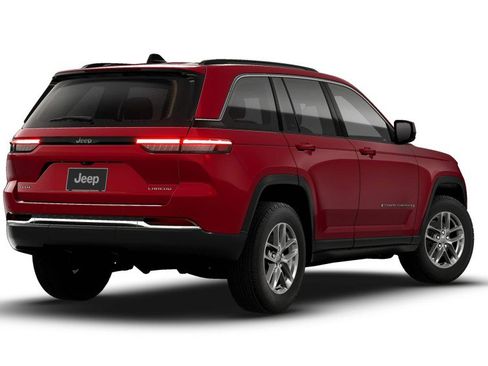New 2026 Jeep Grand Cherokee Laredo X image 2