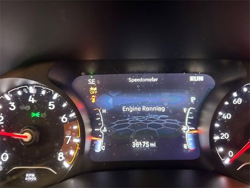 Used 2024 Jeep Compass Limited image 22