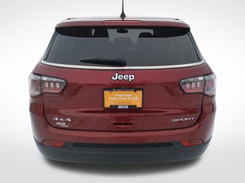 Certified 2022 Jeep Compass Sport image 4