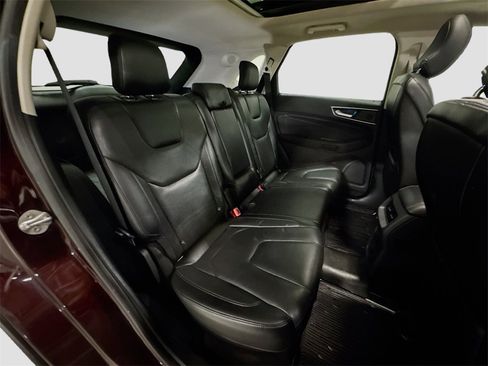Used 2019 Ford Edge Titanium w/ Equipment Group 301A image 35