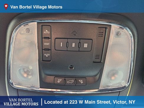 Used 2021 Jeep Grand Cherokee Trailhawk image 22