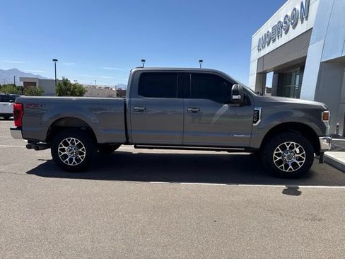 Used 2022 Ford F250 Lariat w/ Lariat Ultimate Package AWD/4WD image 2