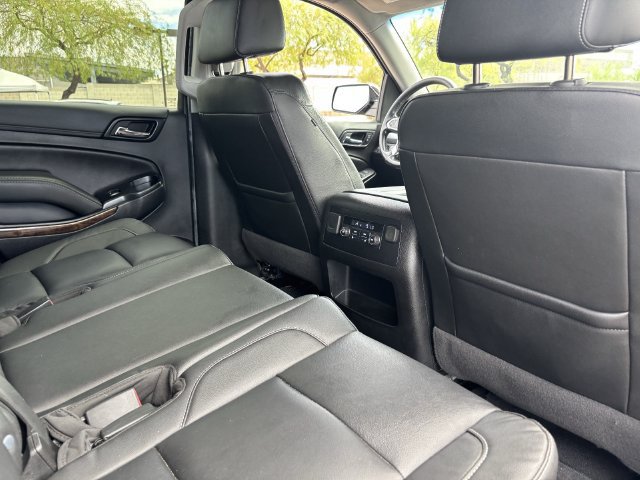 Used 2020 Chevrolet Tahoe LT w/ Luxury Package AWD/4WD image 13