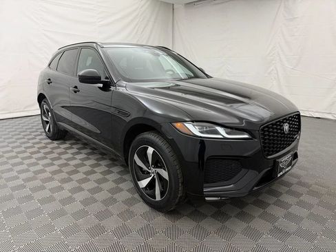 Used 2025 Jaguar F-PACE R-Dynamic S AWD/4WD image 4