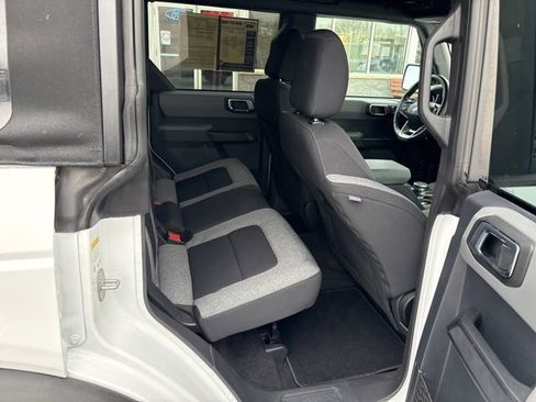 Used 2023 Ford Bronco Big Bend image 11