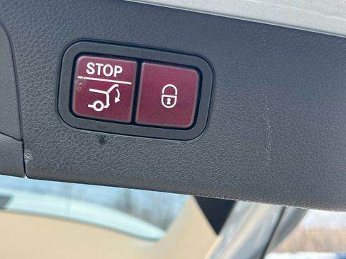 Used 2022 Mercedes-Benz GLC 300 image 16