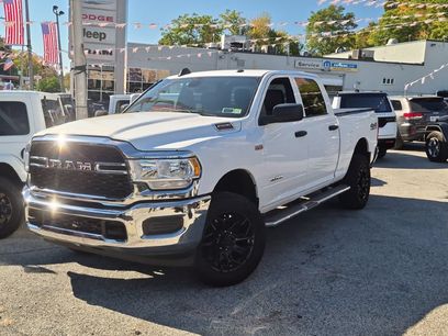 Used 2022 RAM 2500 Tradesman w/ Chrome Appearance Group
