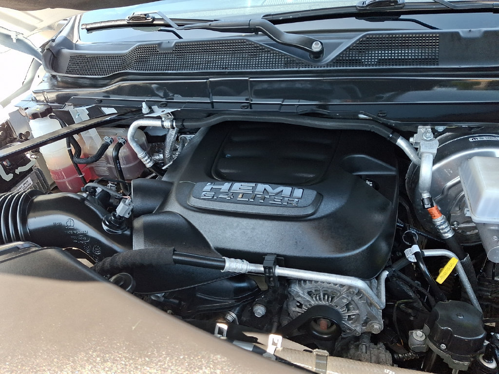 Used 2025 RAM 2500 Tradesman AWD/4WD image 30
