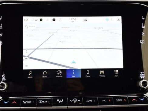 Used 2023 Jeep Wagoneer Series III w/ Premium Group I image 18