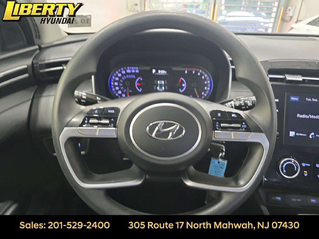 Certified 2024 Hyundai Tucson SE AWD/4WD image 15