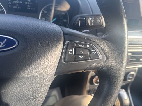 Used 2018 Ford EcoSport SE image 18