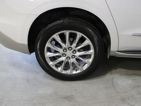Used 2020 Buick Enclave Essence w/ LPO, Luxury Package AWD/4WD image 37