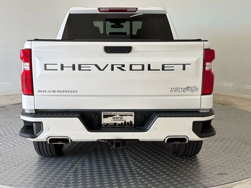 Used 2022 Chevrolet Silverado 1500 High Country w/ Safety Package II image 10