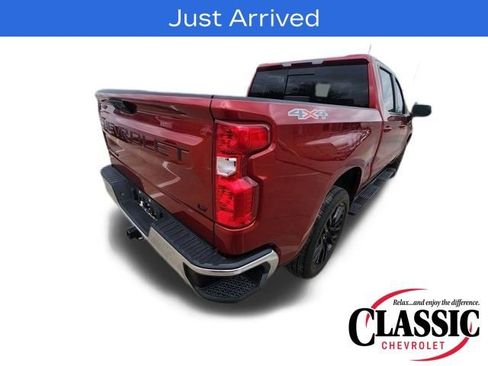 Used 2024 Chevrolet Silverado 1500 LT w/ Convenience Package II image 11