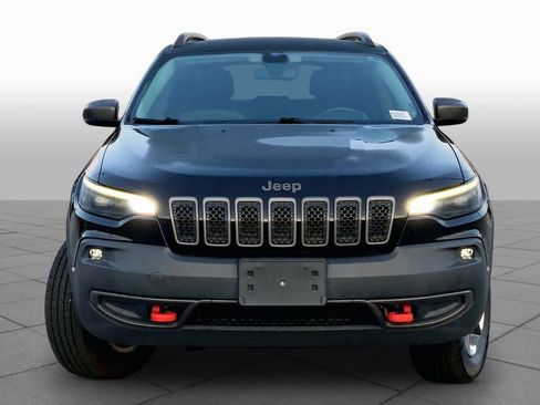 Used 2019 Jeep Cherokee Trailhawk AWD/4WD image 4