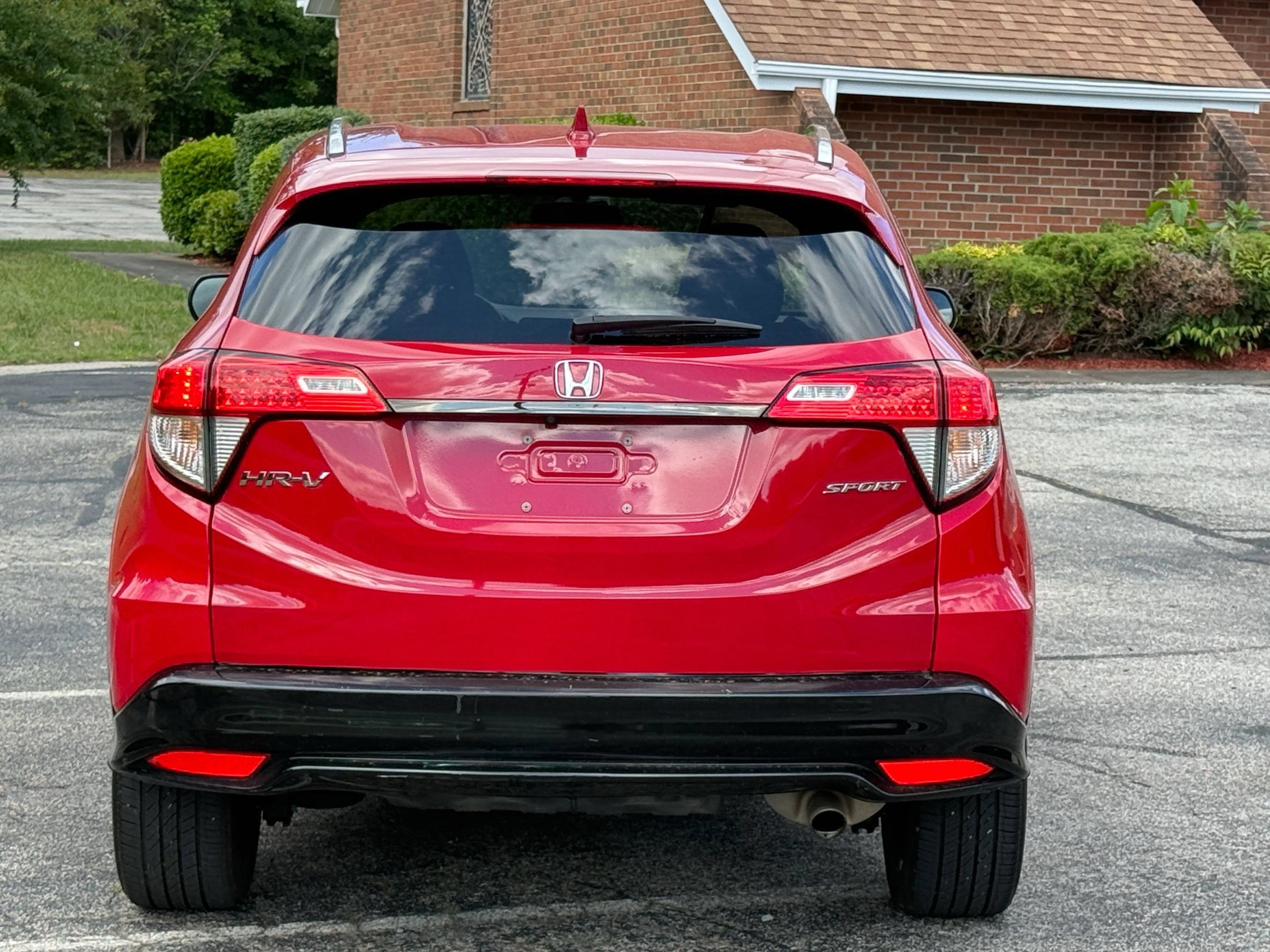 Used 2022 Honda HR-V Sport image 5