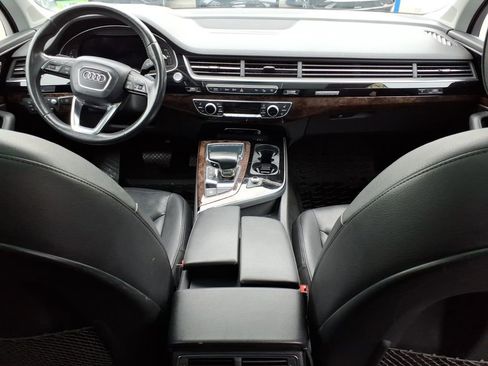 Used 2018 Audi Q7 3.0T Prestige AWD/4WD image 10