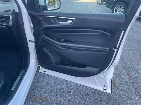 Used 2016 Ford Edge Titanium w/ Equipment Group 301A image 23