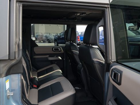 Used 2023 Ford Bronco Wildtrak image 20