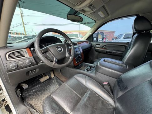 Used 2008 Chevrolet Silverado 3500 LTZ w/ EZ-Lift Tailgate Package AWD/4WD image 14