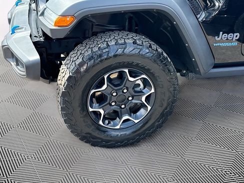 Used 2022 Jeep Wrangler Unlimited Rubicon 4xe w/ Cold Weather Group image 34