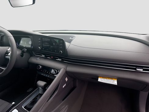 New 2026 Hyundai Elantra Sport w/ Cargo Package FWD image 21