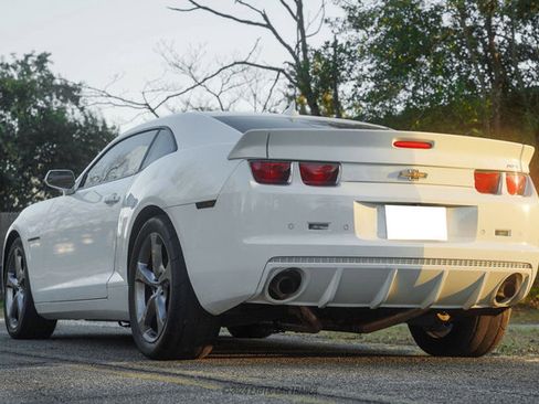 Used 2013 Chevrolet Camaro SS w/ RS Package image 6