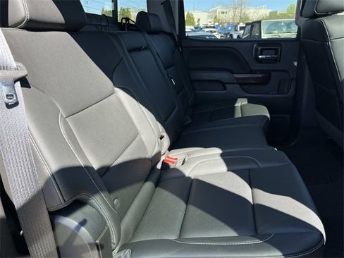 Used 2018 GMC Sierra 1500 SLT image 23