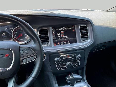 Used 2023 Dodge Charger SXT RWD image 7