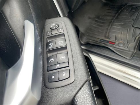 Used 2024 RAM 1500 Big Horn w/ Trailer Tow Group image 17