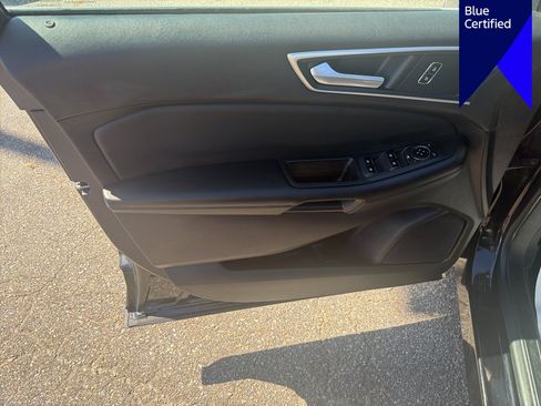 Used 2024 Ford Edge SEL AWD/4WD image 9