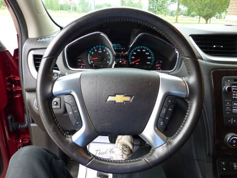 Used 2016 Chevrolet Traverse LT w/ Style and Technology Package AWD/4WD image 25