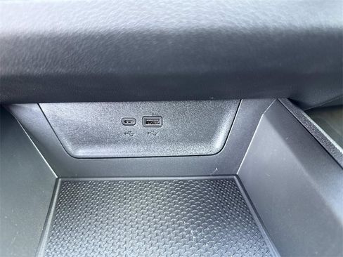 New 2026 Chevrolet Equinox LT image 19