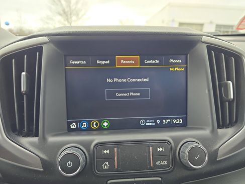 Used 2022 GMC Terrain AT4 image 32