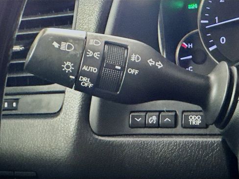 Used 2018 Lexus RX 350L Luxury image 13