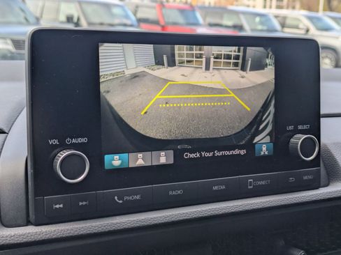 Used 2024 Honda CR-V EX image 18