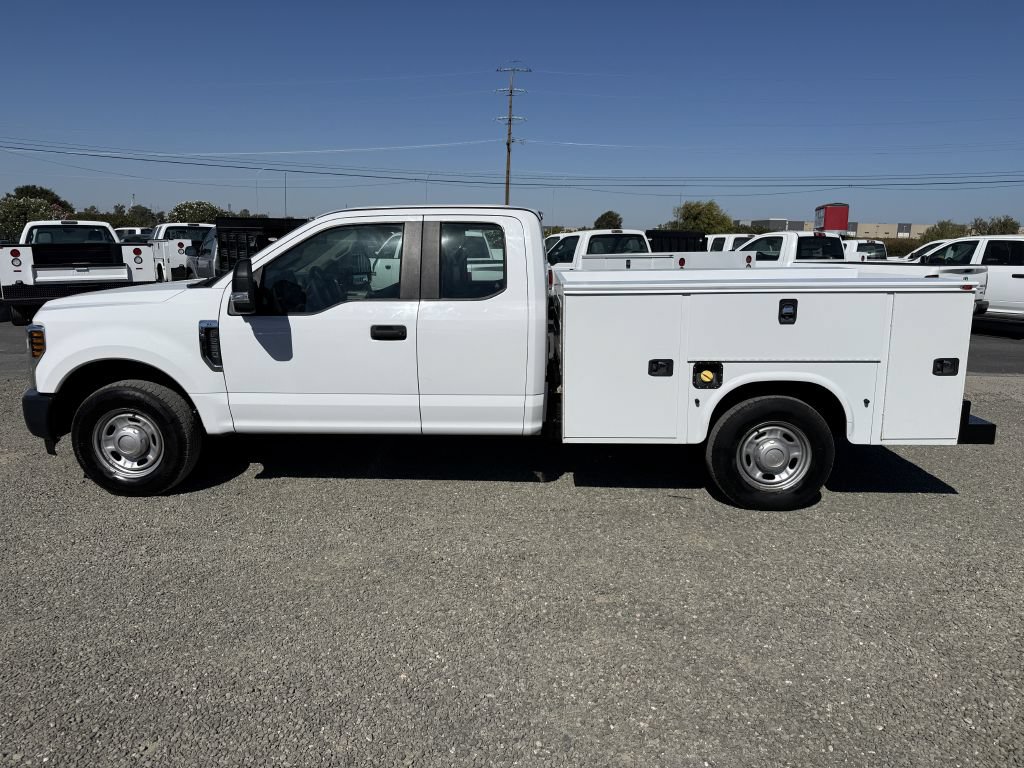 Used 2018 Ford F250 XL w/ Power Equipment Group RWD image 8