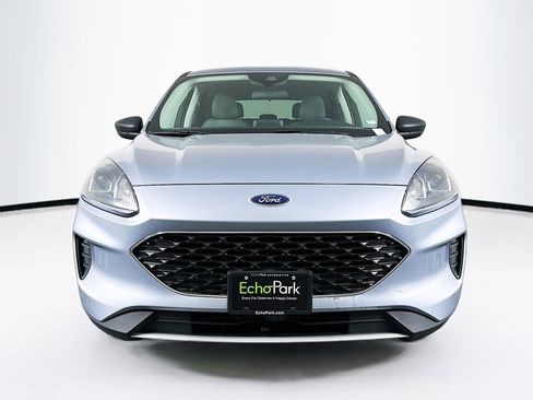 Used 2022 Ford Escape SE w/ Convenience Package image 2