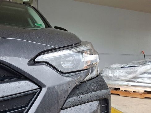 Certified 2025 Subaru Outback Premium image 12