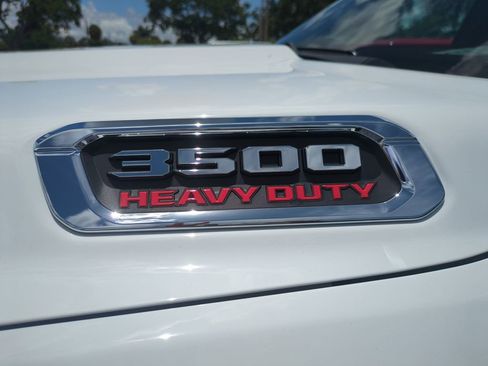 New 2026 RAM 3500 Tradesman AWD/4WD image 31