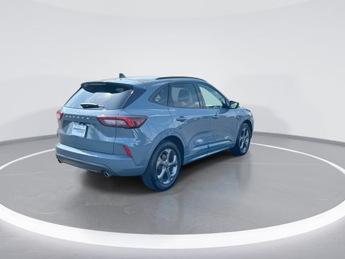 Used 2024 Ford Escape ST-Line FWD image 9
