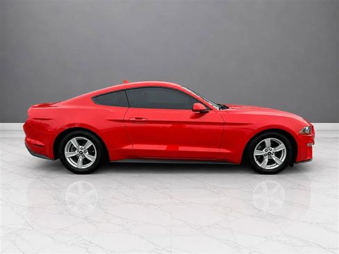 Used 2020 Ford Mustang Coupe RWD image 5