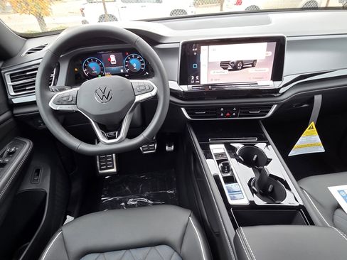 New 2026 Volkswagen Atlas Cross Sport SEL Premium R-Line AWD/4WD image 7