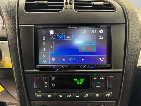 Used 2003 Ford Thunderbird RWD image 21