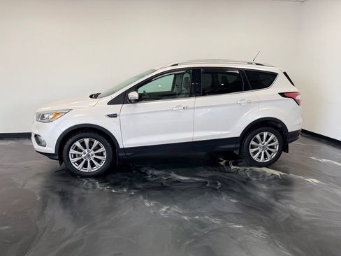 Used 2018 Ford Escape Titanium w/ Ford Safe & Smart Package AWD/4WD image 19
