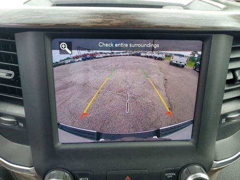 Used 2020 RAM 1500 Laramie image 31