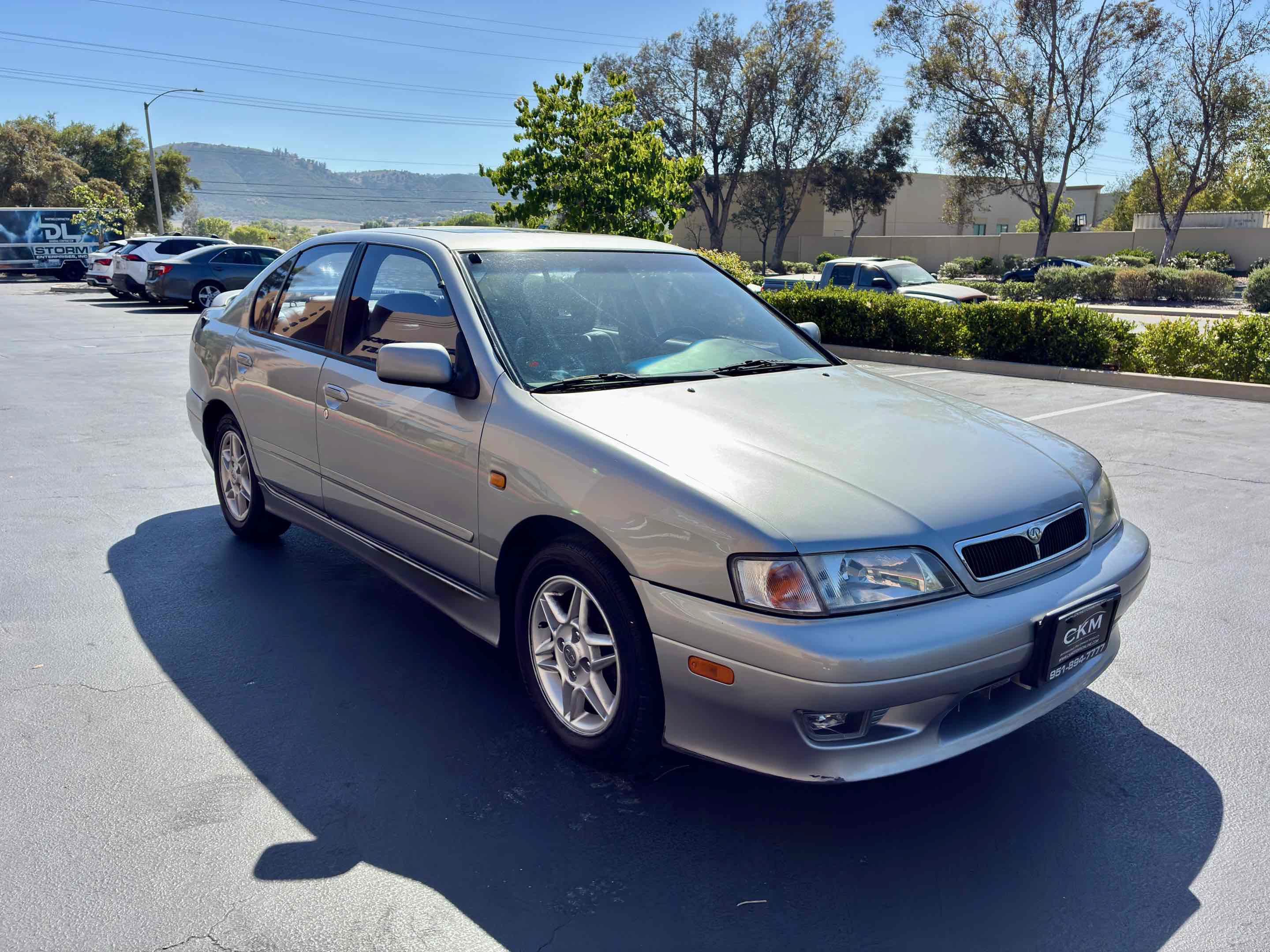 Used 1999 INFINITI G20 FWD image 6