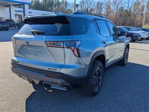 New 2026 Chevrolet Equinox ACTIV w/ Convenience Package III image 2