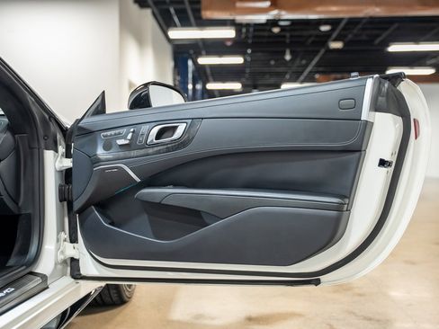 Used 2017 Mercedes-Benz SL 63 AMG image 52