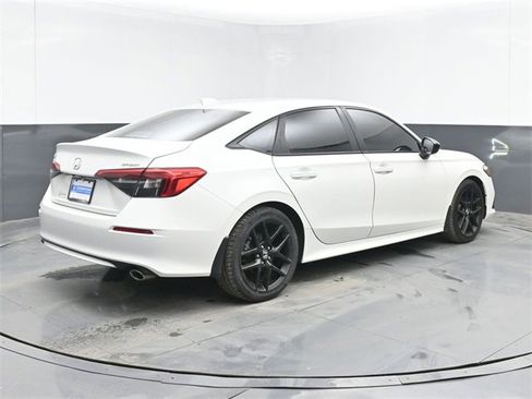 Used 2023 Honda Civic Sport image 10